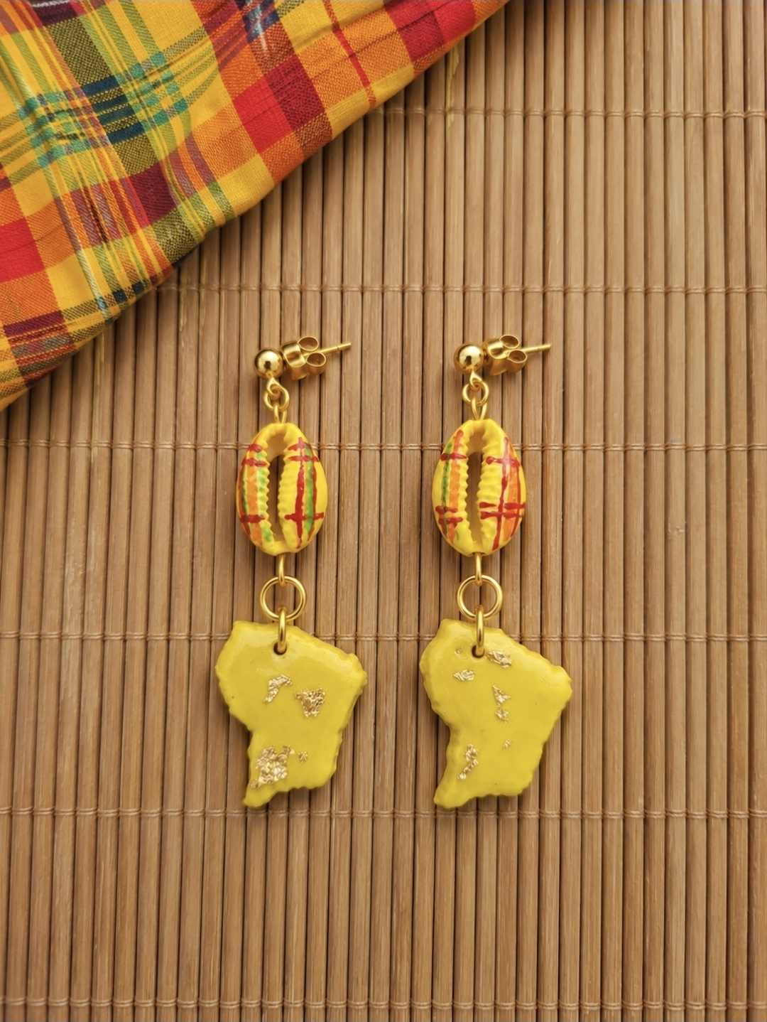 Boucles d'oreilles Guyane et Cauri madras soleil