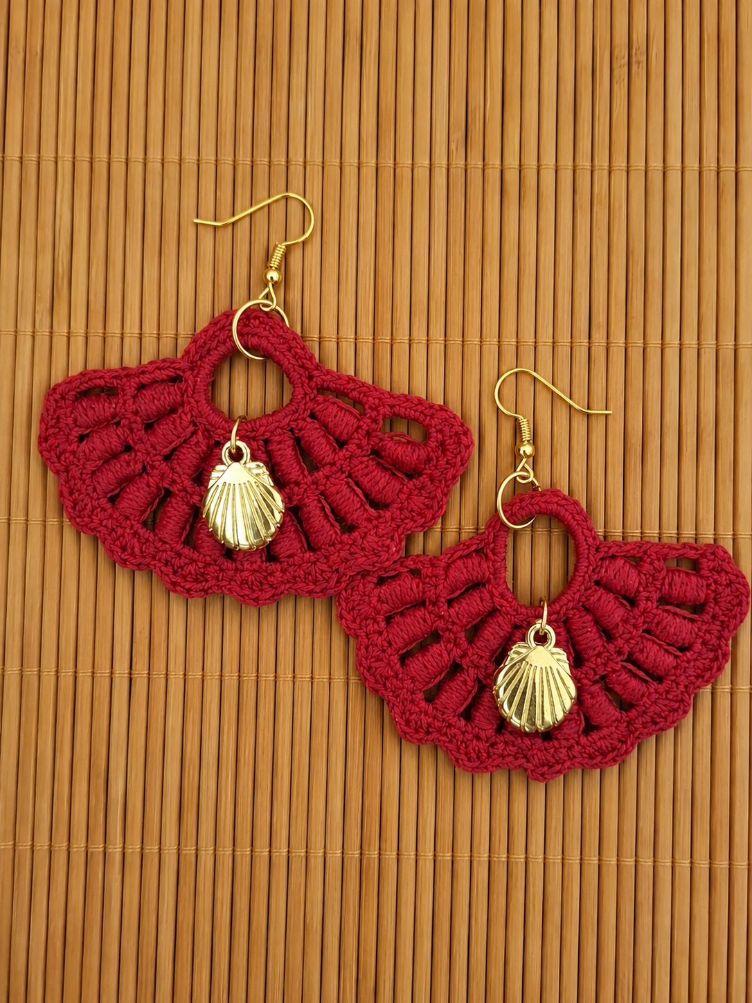 Boucles d'oreilles crochetées Coquillage Rouge